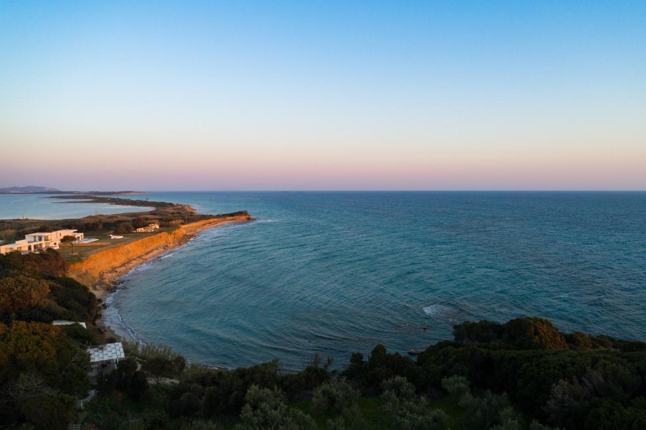 Alonaki Bay * Chalikounas