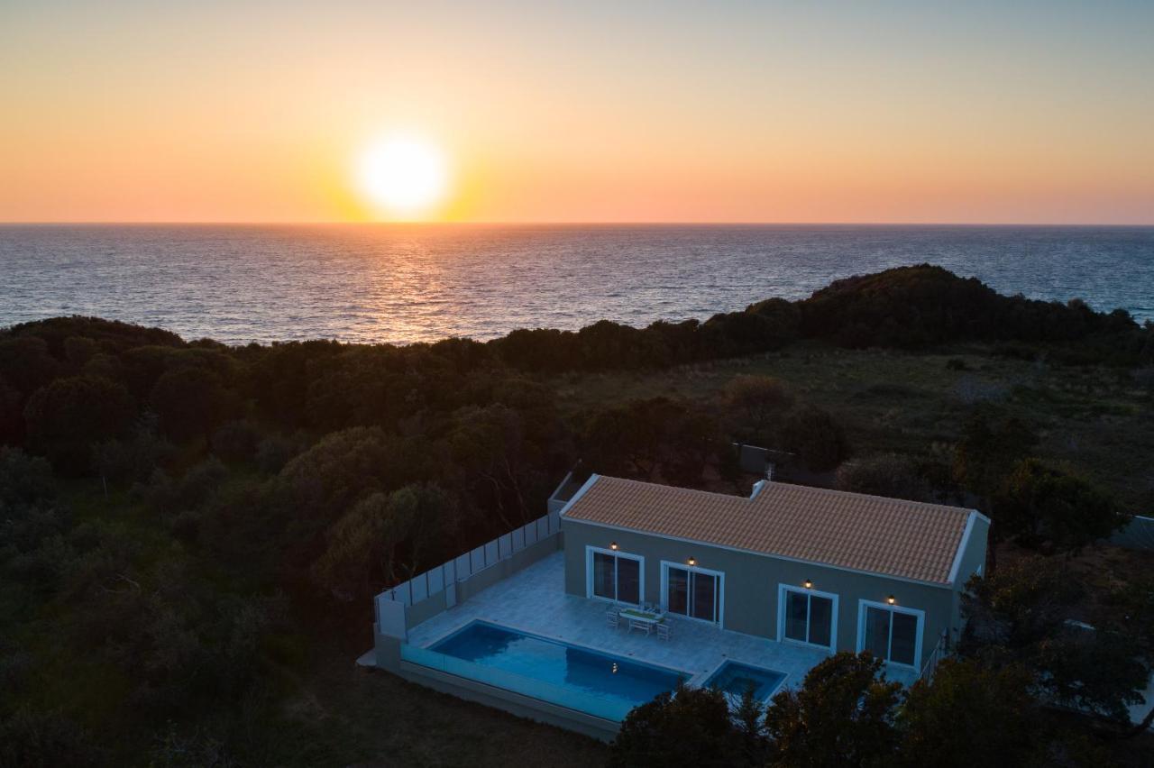 Villa Alonaki Bay